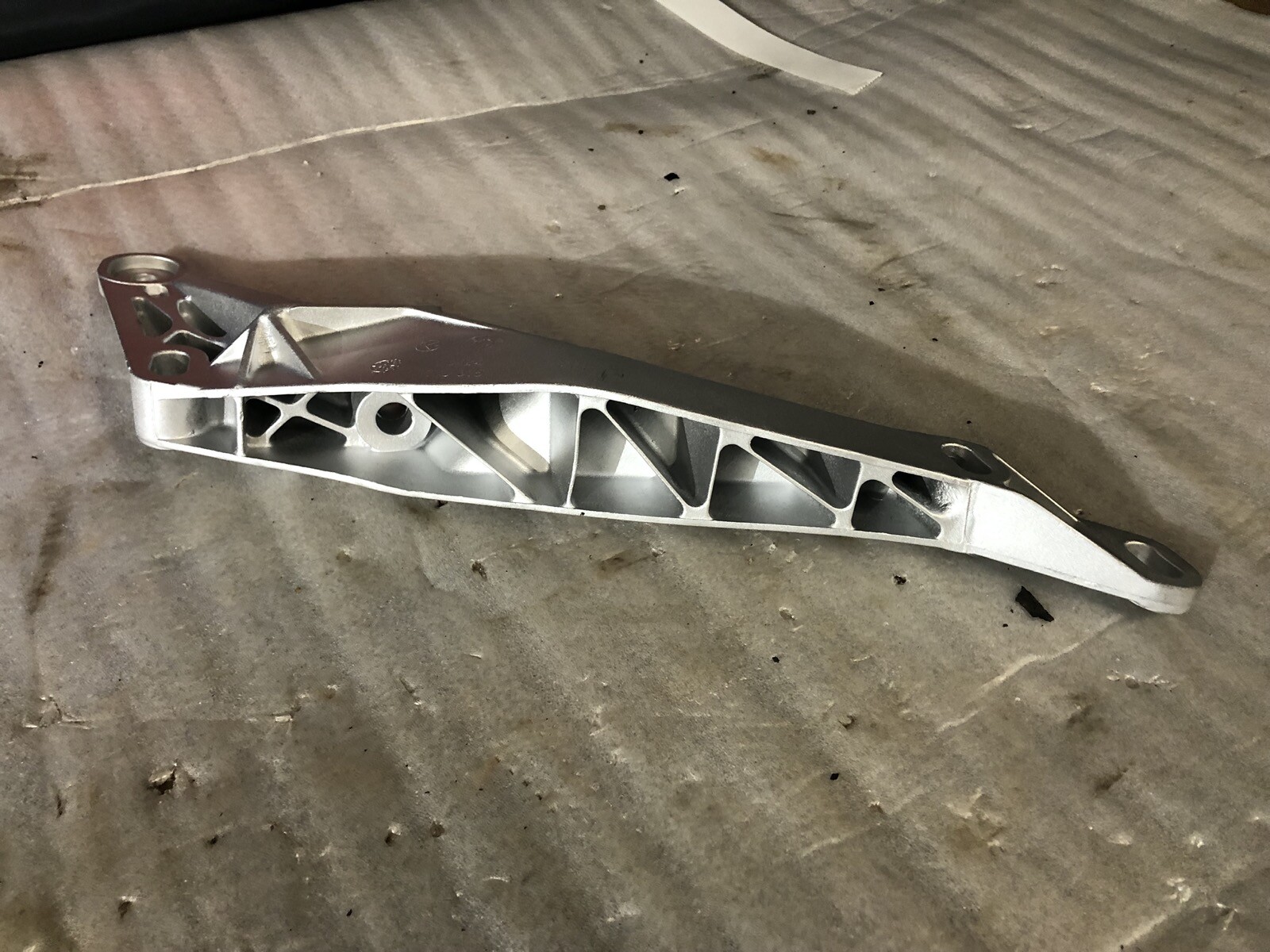 BMW E30 325IX TRANSFER CASE CROSS MEMBER 23711130315 R17S2B2B3 eBay