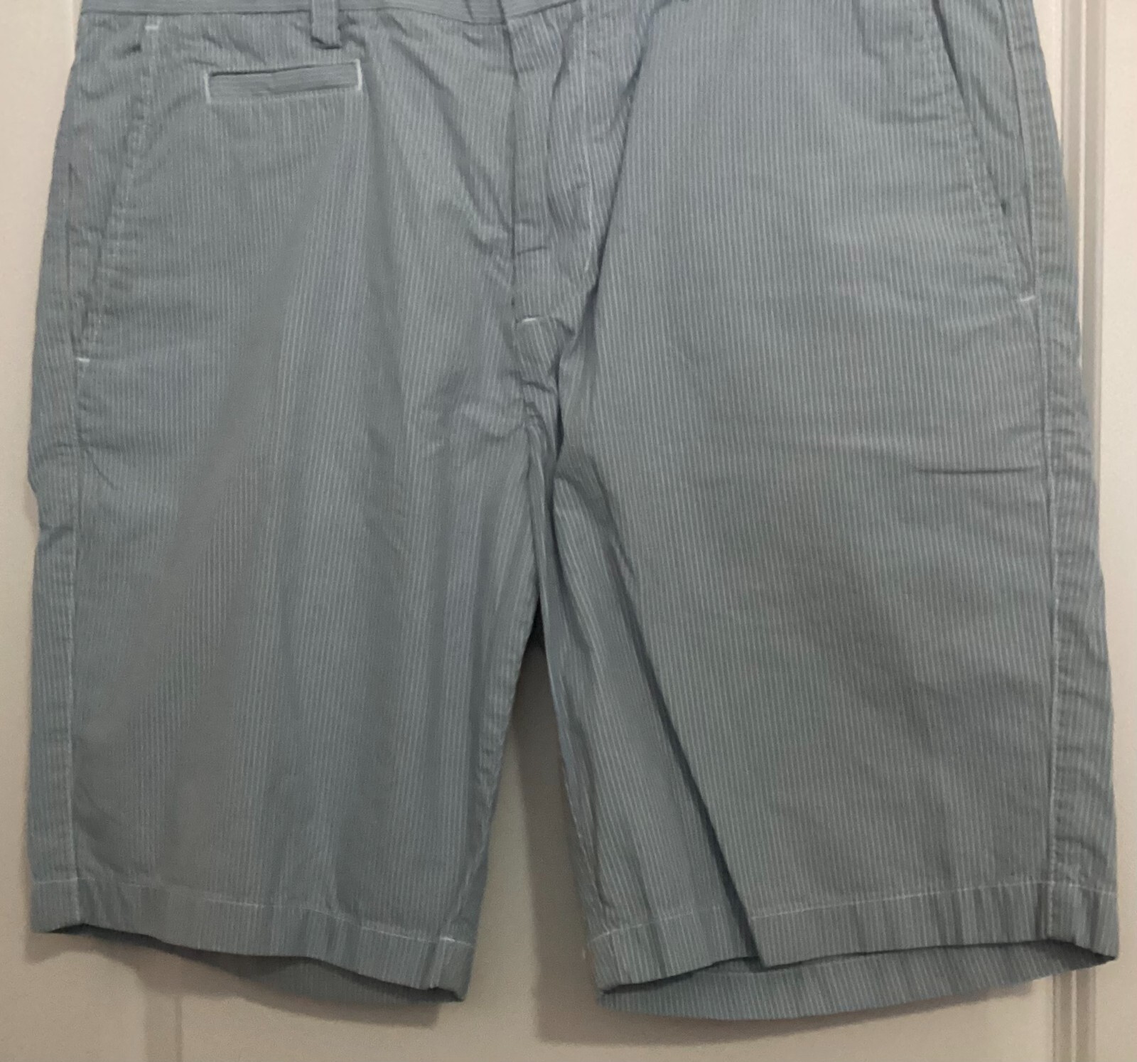 Country Road shorts men 34 blue white stripe flat front cotton ON SALE