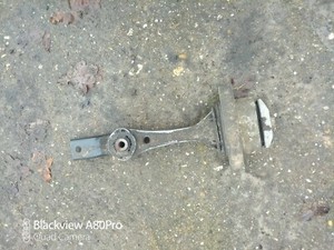 VW Audi Getriebelager Motorhalter Getriebehalter Halterung 1J0199851