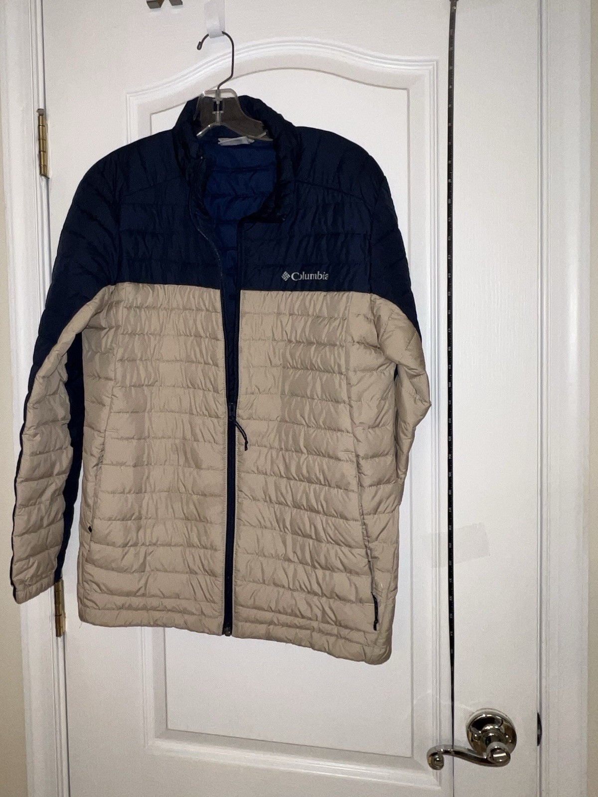Columbia Men's Small Insulated Puffer Jacket for Cold Weather-image