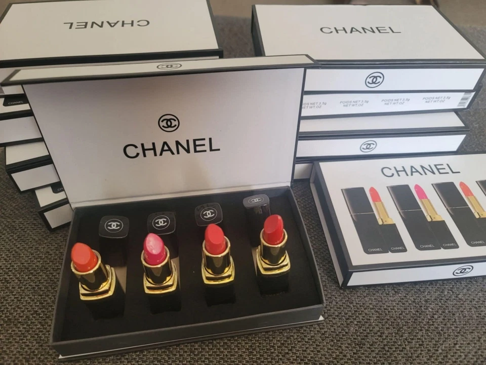 Conjunto de Batom Chanel - Coleção Classic Rouge - Imagem 3 de 4