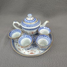 Vintage Chinese Blue White Porcelain Tea Set Teapot Cups Plate Floral Gold Trim