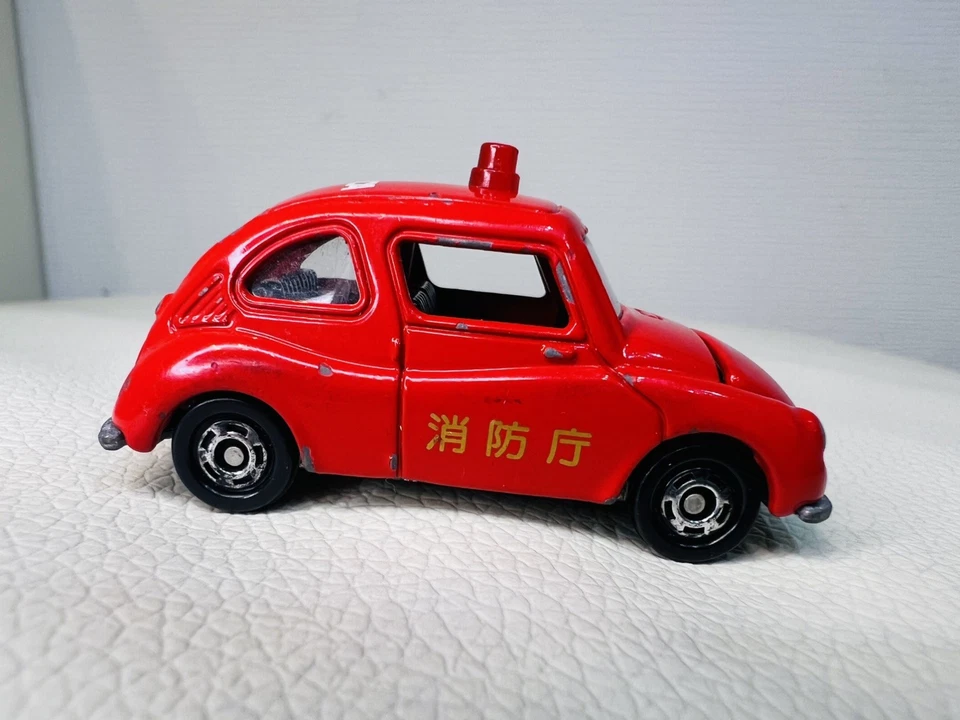 Coche de bomberos Tomica Subaru 2009 vintage Foto 2 de 4