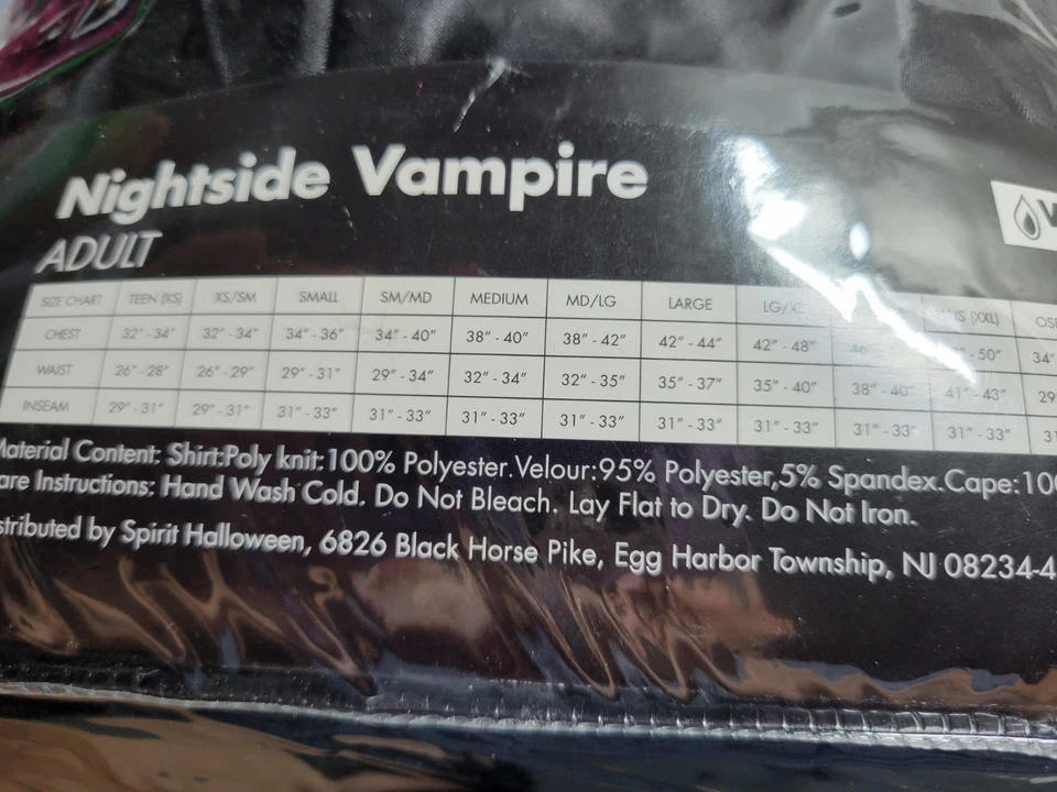 Disfraz de vampiro SPIRIT Nightside con medallón adulto talla XL usado Foto 4 de 4