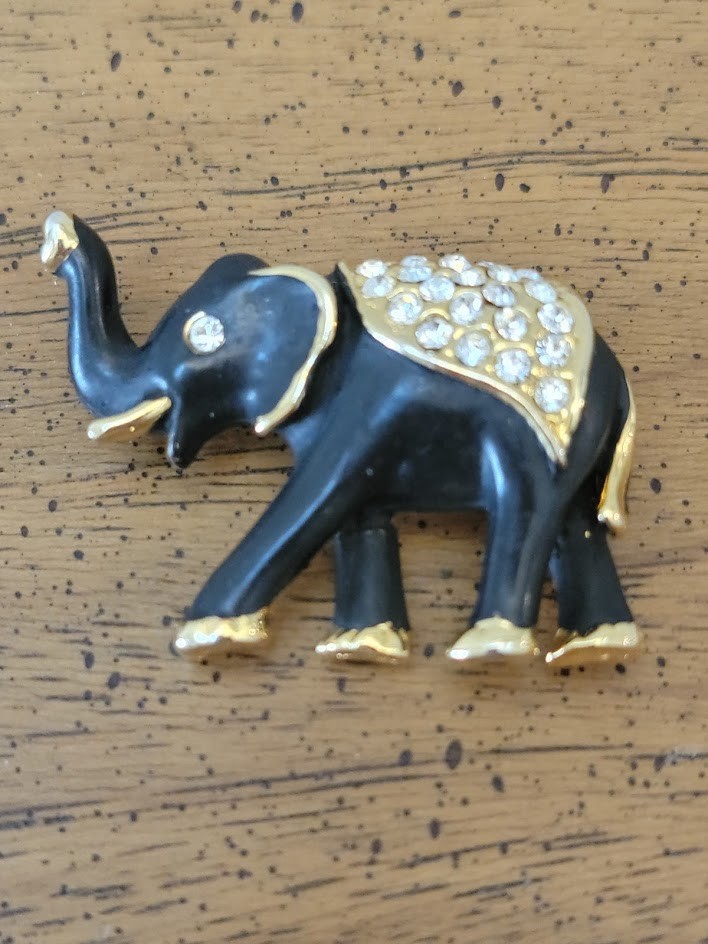 VINTAGE Brooch Black Enamel Elephant Brooch w/Gold Accents/Clear Rhinestones