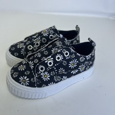 Blowfish Malibu Toddler Girls All Play-T Sneaker Size 7T Black Daisy Canvas NIB