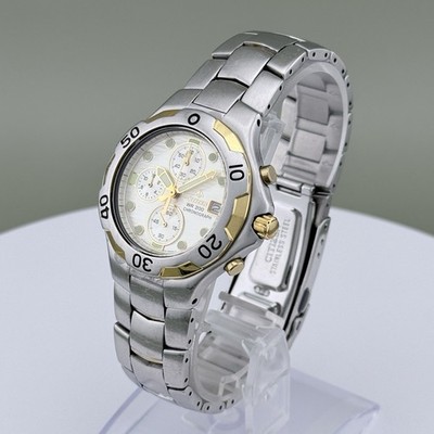 Citizen WR200 Chronograph 0510-H19721 Diver Watch 38mm Two Tone Japan 200M