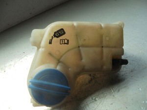 Audi A4 8E B7 Kühlmittel Ausgleichsbehälter 8E0121403