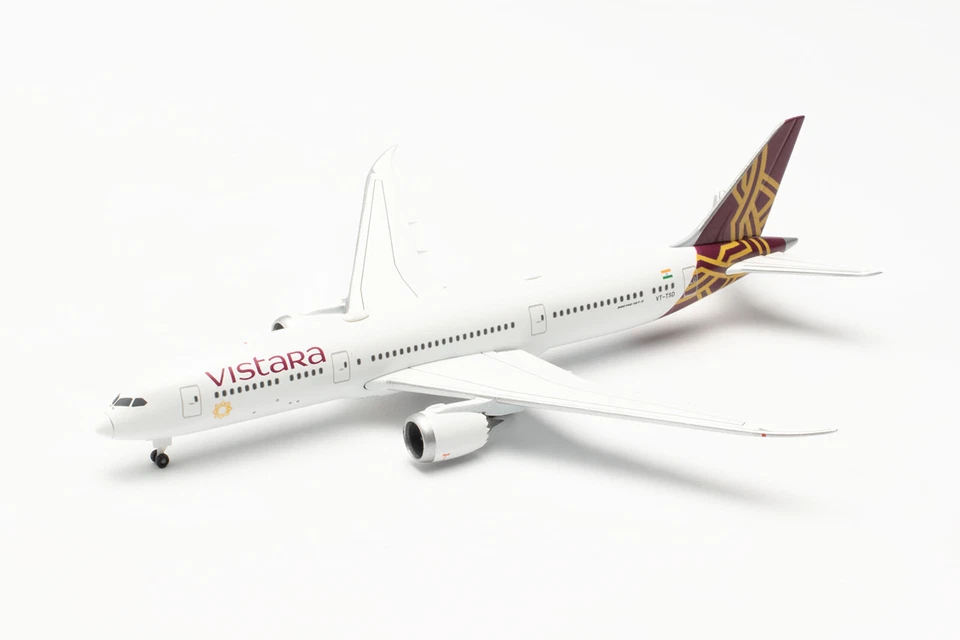 Herpa Wings 536868 Vistara Boeing 787-9 Dreamliner VT-TSD 1:500 NUOVO - Immagine 4 di 4