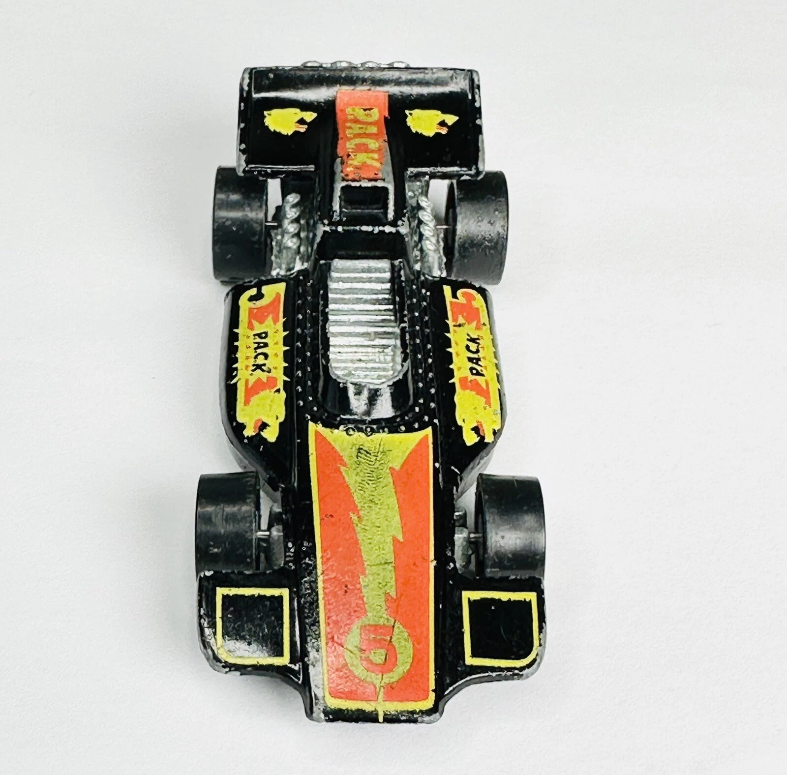 Picture 3 of 6