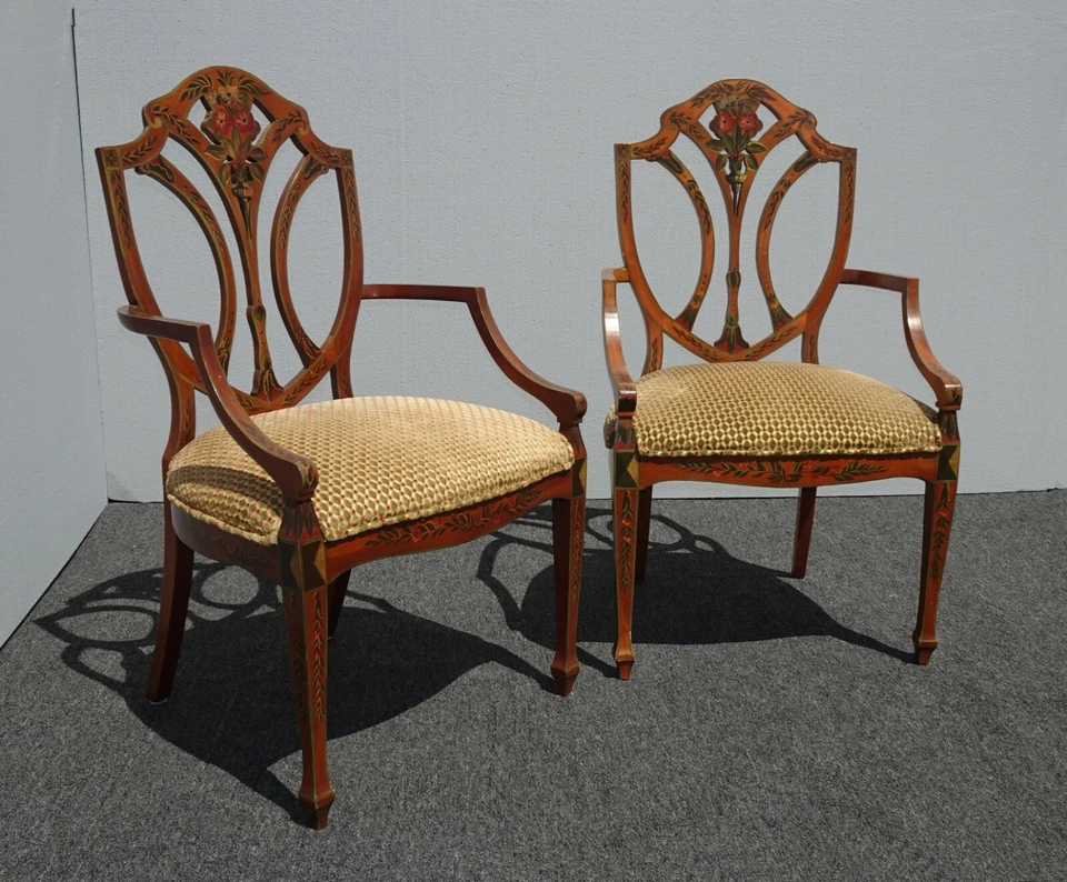 Par de sillones vintage franceses de campo pintados a mano naranja verde escudo floral  Foto 4 de 4