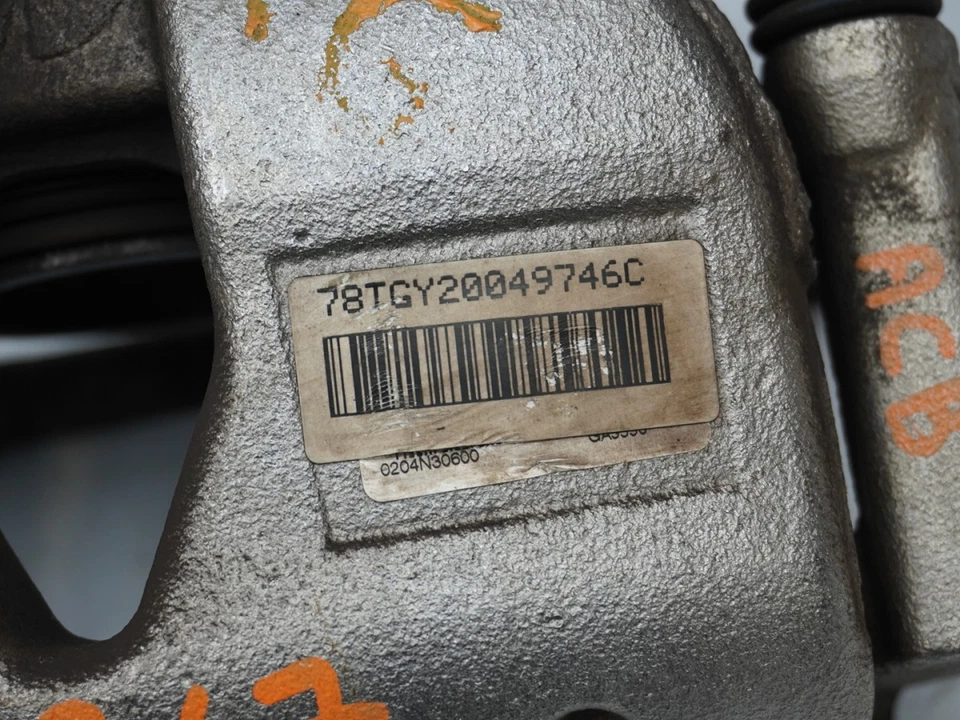 Etrier de frein avant gauche occasion CITROEN C5 AIRCROSS Phase 2 - 1.6i EHR 182 - Photo 3/4