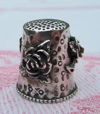 Heavy Sterling Silver Thimble Raised Roses & Polka Dots Beaded Large Excellent