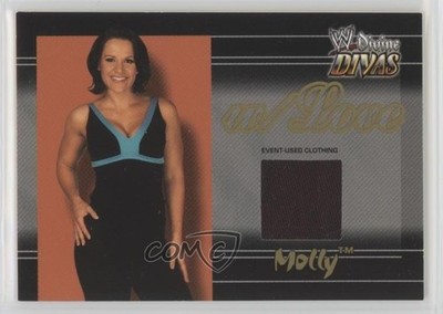 2003 Fleer WWE Divine Divas w/Love Clothing Molly Holly Molly 2o7