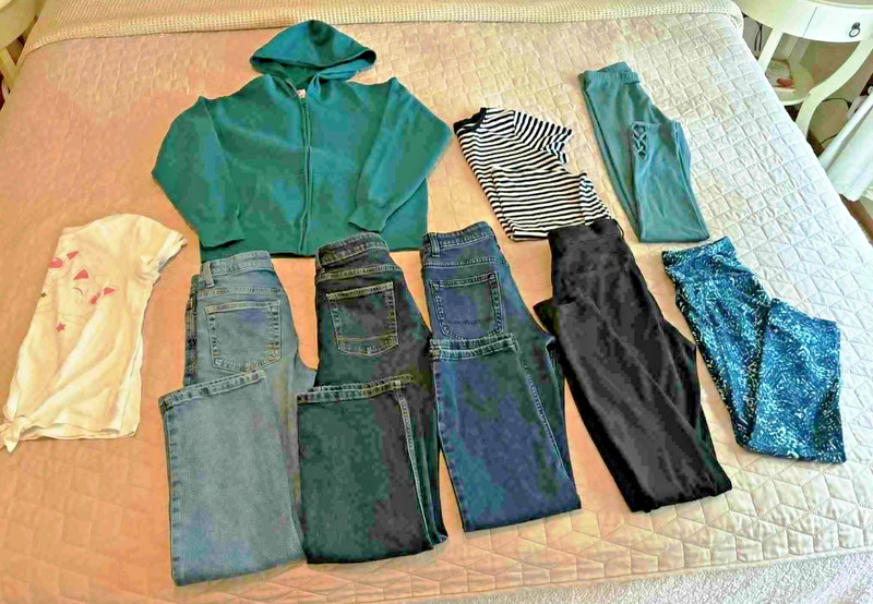 GIRLS BRANDNAME 8 PIECE CLOTHING LOT SIZE 18 16 14 JEANS LEGGINGS TOPS HOODIE