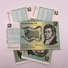 1976 (R86c) $2 Two Dollar Banknote - aEF - Knight / Wheeler OCRB Side Thread