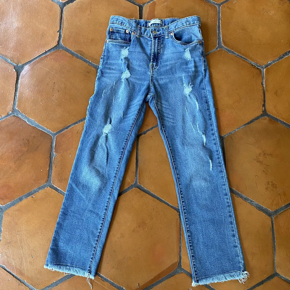 Levis size hotsell 9 equivalent