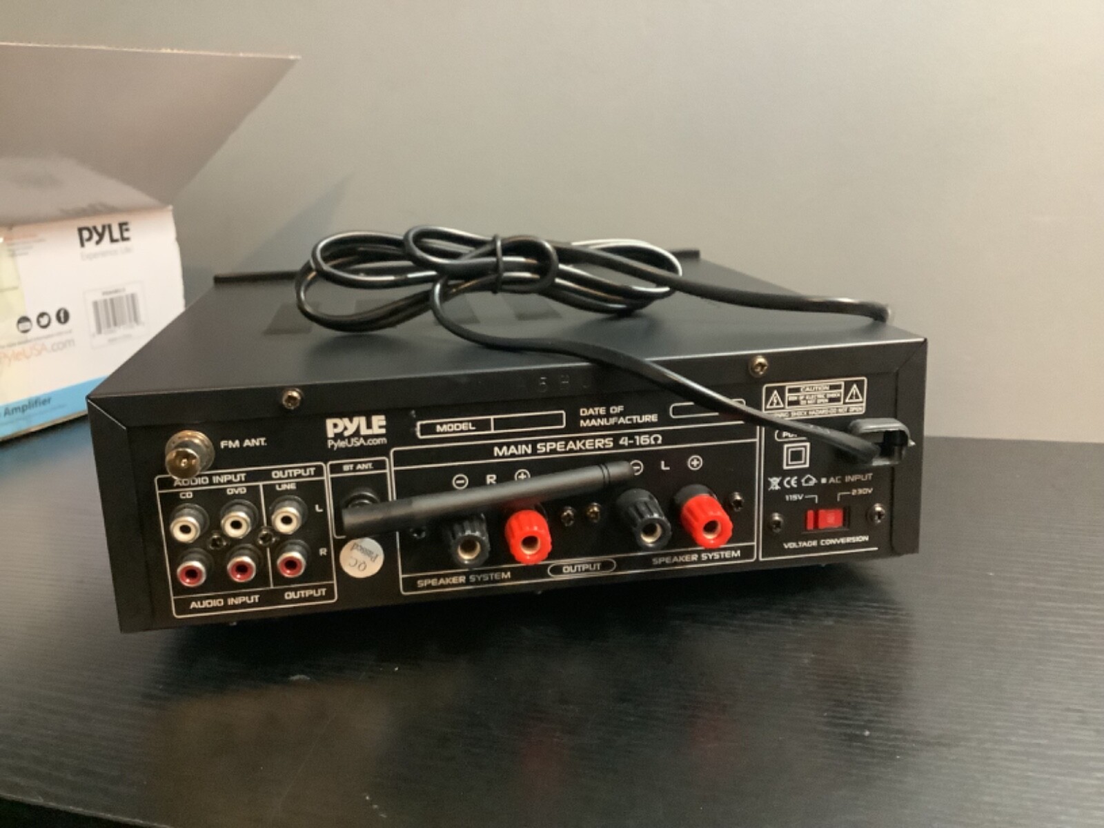 Pyle PCA6BU.5 compact wireless BT stereo Amplifier