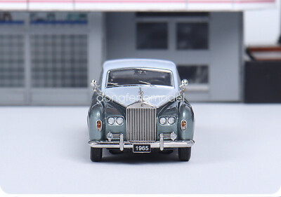 GFCC 1/64 Rolls-Royce Silver Cloud III White/Grey Diecast Car Toy