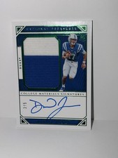 2019 National Treasures Emerald Daniel Jones  Rookie Worn Patch On Card Auto/5