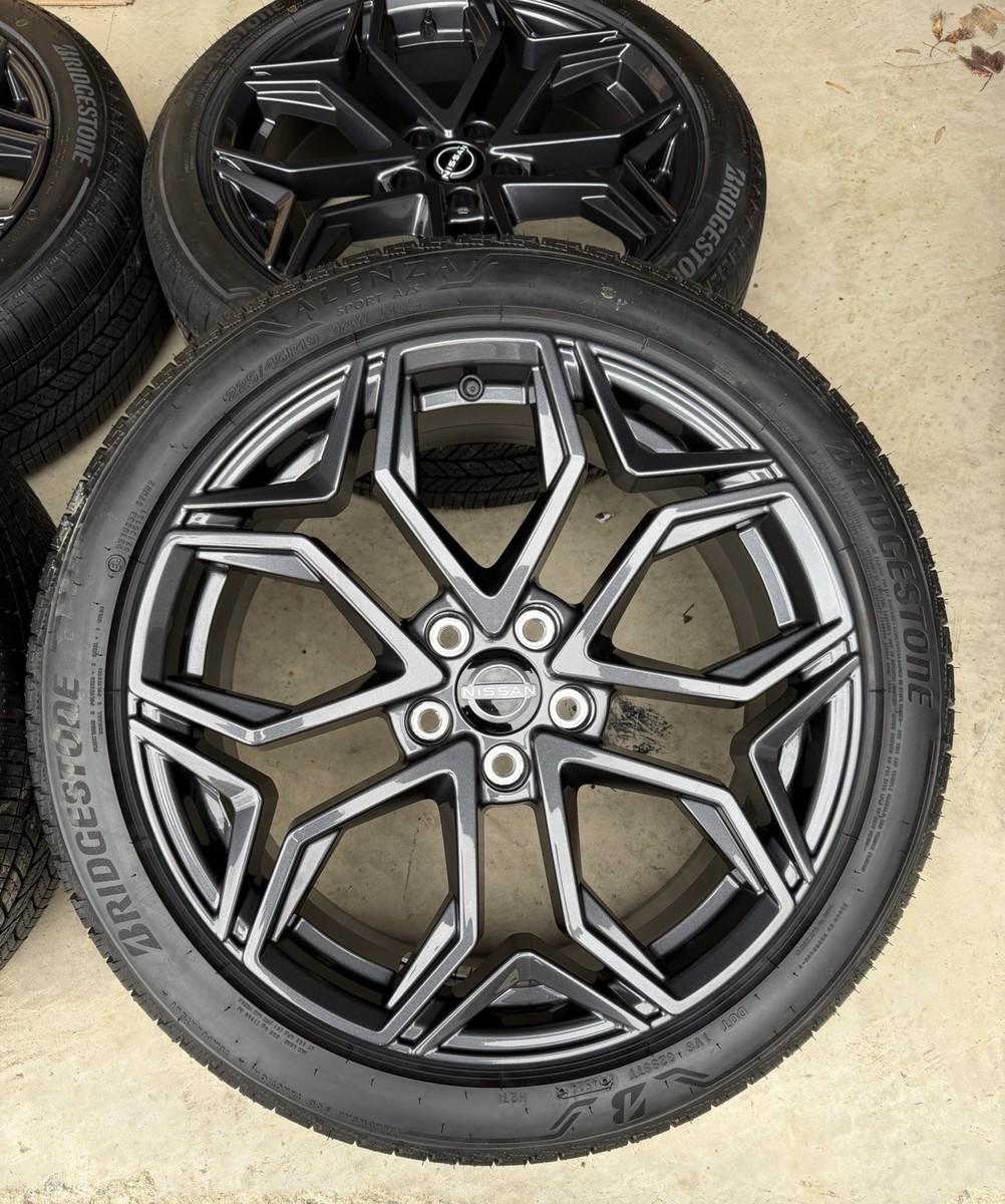 2025 Nissan Kicks SR 19” Wheels Rims Tires OEM Gray 2026 2024 2023