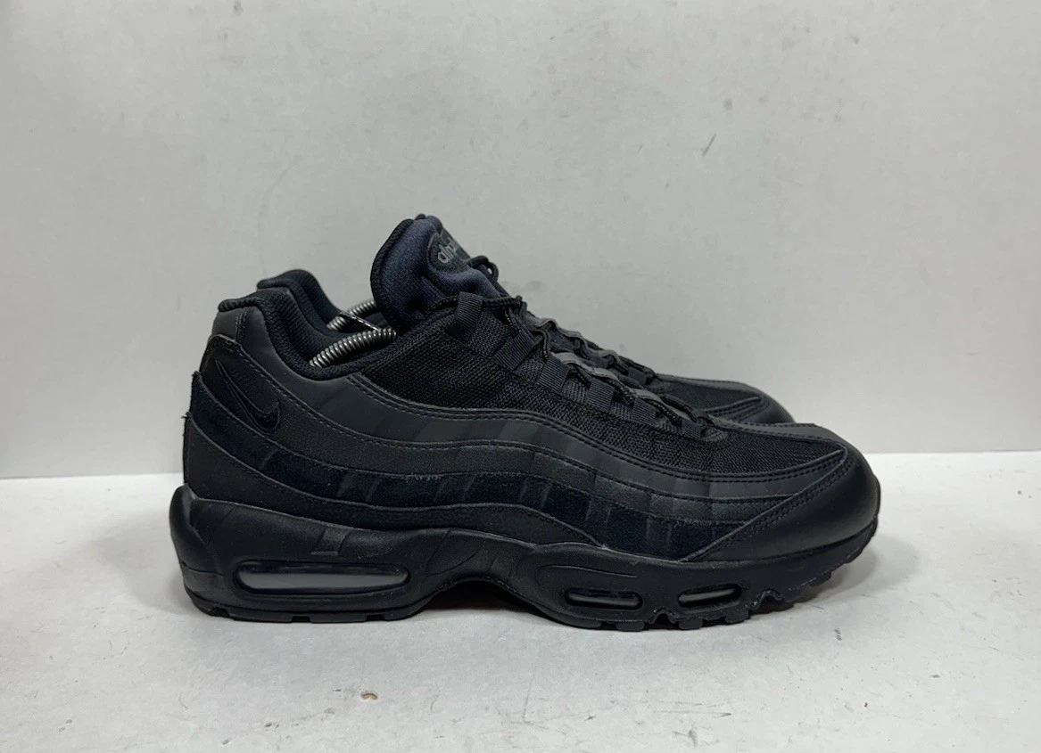 Nike Air Max 95 Triple Black for Sale - Authenticity Guaranteed - eBay