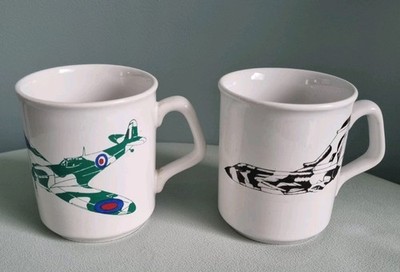 Vintage RAF Sammeltassen Spitfire Tornado Sammlerstück Made In England 