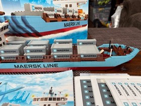 LEGO Creator Expert: Maersk Line Container Ship (10155) 100% Complete. Box +Inst