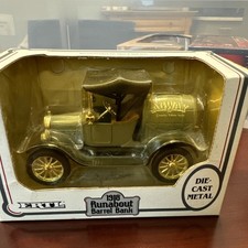 Ertl 1:25 1918 Runabout Barrel Bank