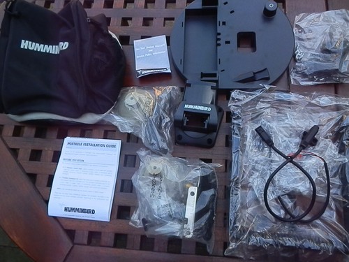 Humminbird Softcase Echolottasche mit Montagematerial Fishfinder - Bild 5 von 6