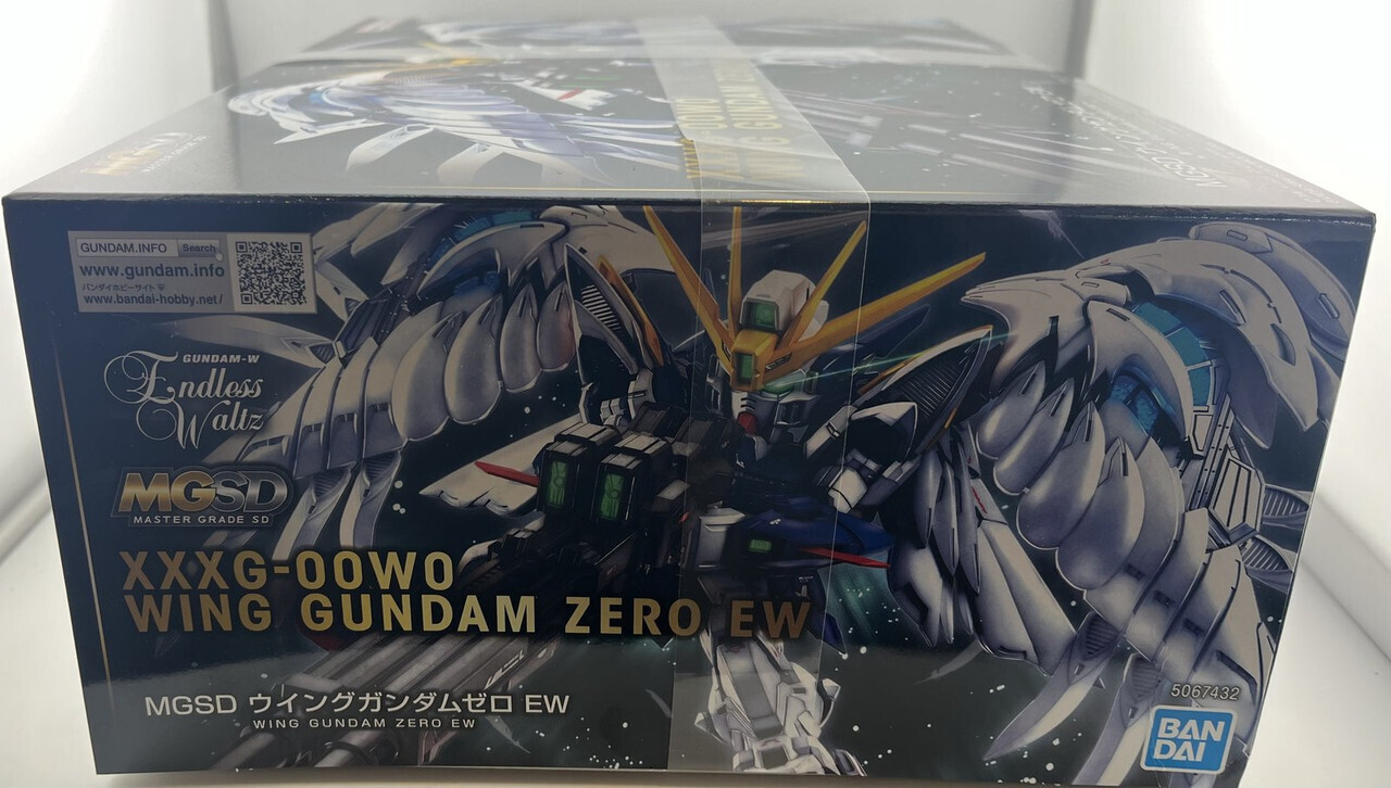 BANDAI NAMCO 645075-2723581 MASTER GRADE SD XXXG-00W0 WING GUNDAM ZERO EW