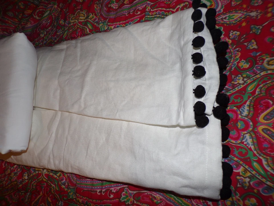 FALDA DE CAMA POTTERY BARN ADOLESCENTE EMILY & MERITT POM POM, DOBLE, DOBLE XL, FALDA DE CAMA, NUEVA Foto 2 de 2