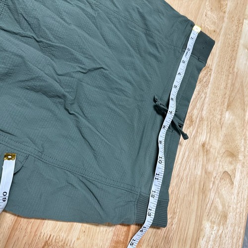 ATHLETA Trekkie Cargo Skort Skirt Pockets Olive Army Green Hike #537174 Size 2 - Picture 8 of 10