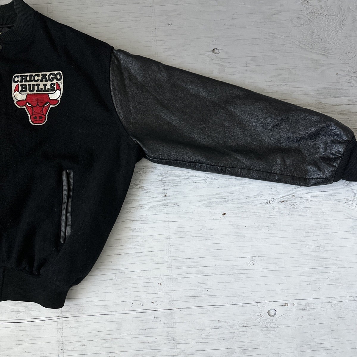 Vintage 90s NBA Chalk Line Chicago Bulls Wool big logo Vintage 90s NBA Chalk Line Chicago Bulls Wool big logo