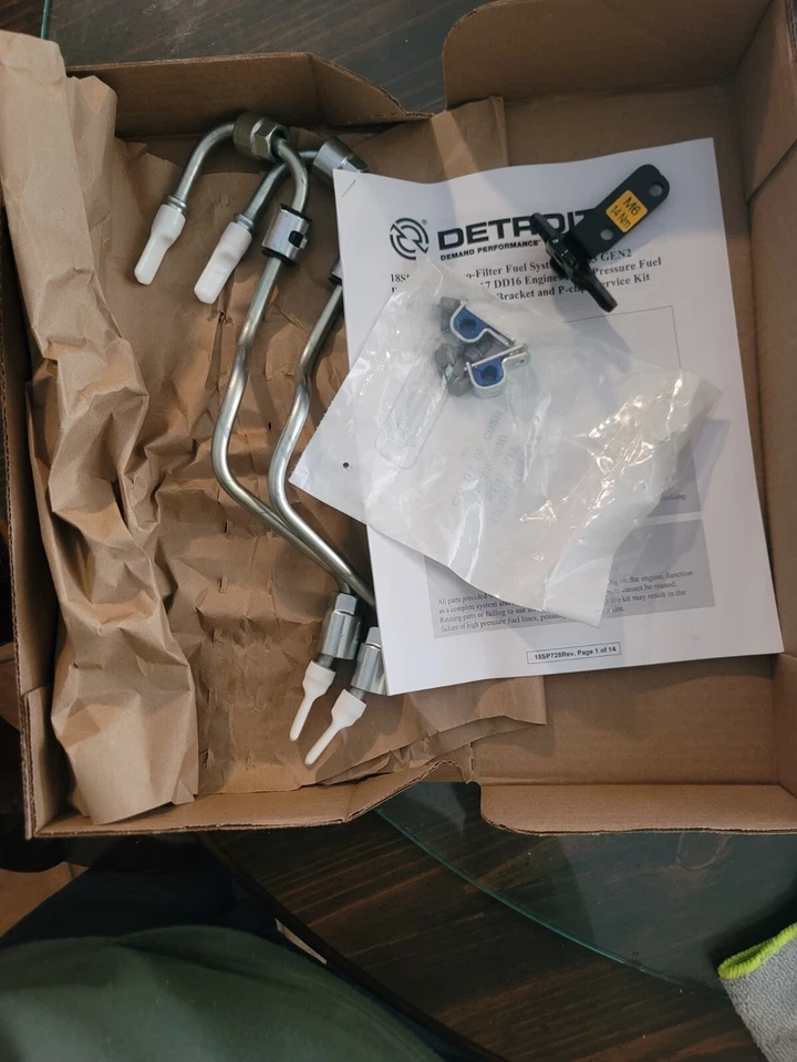 Комплект топливопровода высокого давления DDE A0000701432 0000701432 в наличии и готов к отправке - Изображение 3 из 4