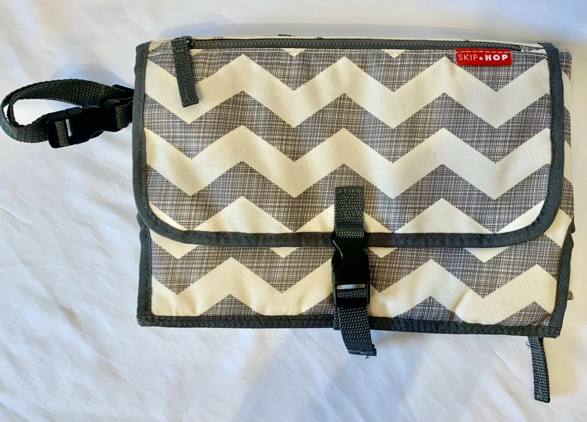 Skip hop hotsell diaper changing pad
