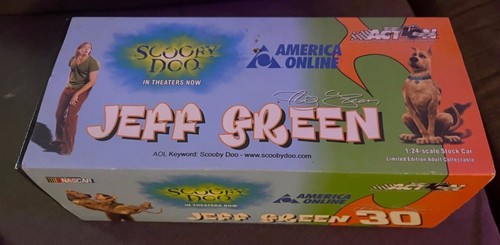 1/24 JEFF GREEN #30 AOL / SCOOBY DOO 2002 ACTION NASCAR DIECAST - Picture 4 of 6