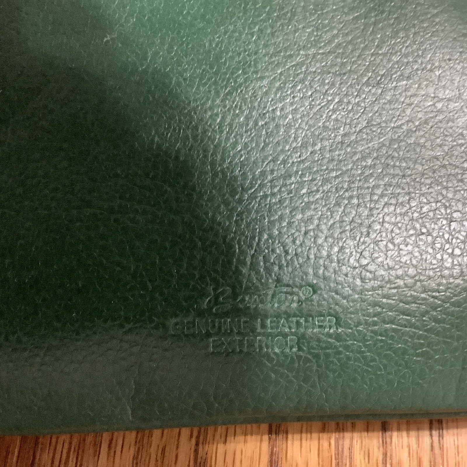 Buxton Dark Green Soft Leather Zip Closure Large Wallet 9x5” EUC