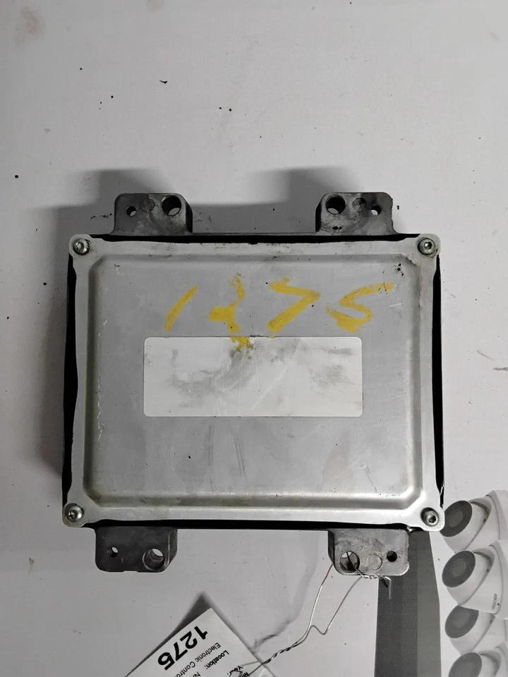 17 18 19 20 21 BUICK ENCORE Motor/Motor Brain Box Foto 2 de 2