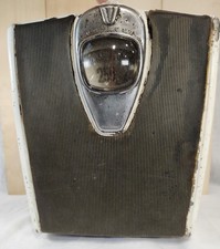 Vintage Detecto Bathroom Scale with Bubble Glass Magnifier - MCM Deco - Works