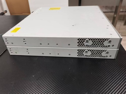 Cisco C9300-48P-E Catalyst 9300 48-port PoE Switch - 第 2/3 張圖片