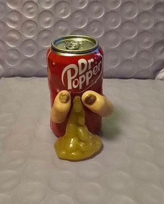 ZURU Mega Gross Mini Series 2 Dr. Popper