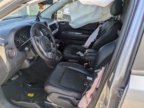 Wash Reservoir Classic Style Fits 07-17 COMPASS 526916 - Picture 12 of 12