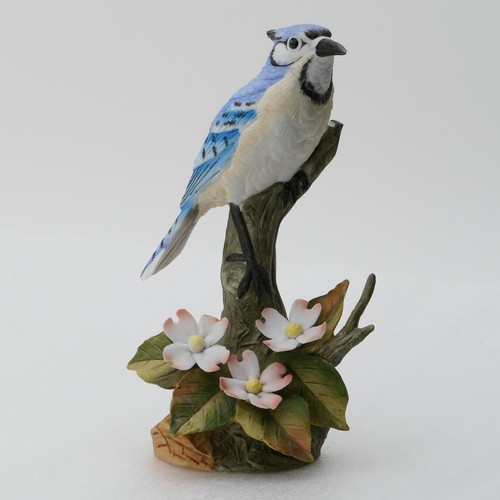 Lefton BLUE JAY Nest Egg Porcelain Bird Figurine - #04517 - 1985 Sticker