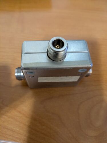 M/A-Com Circulator. High power 3-port circulator with female N connectors - Picture 3 of 6