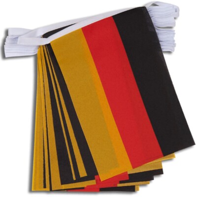 Hochwertige doppelseitige deutsche Stoffwimpelkette 10 m lang mit 30 Fahnen (16 cm x 23 cm)