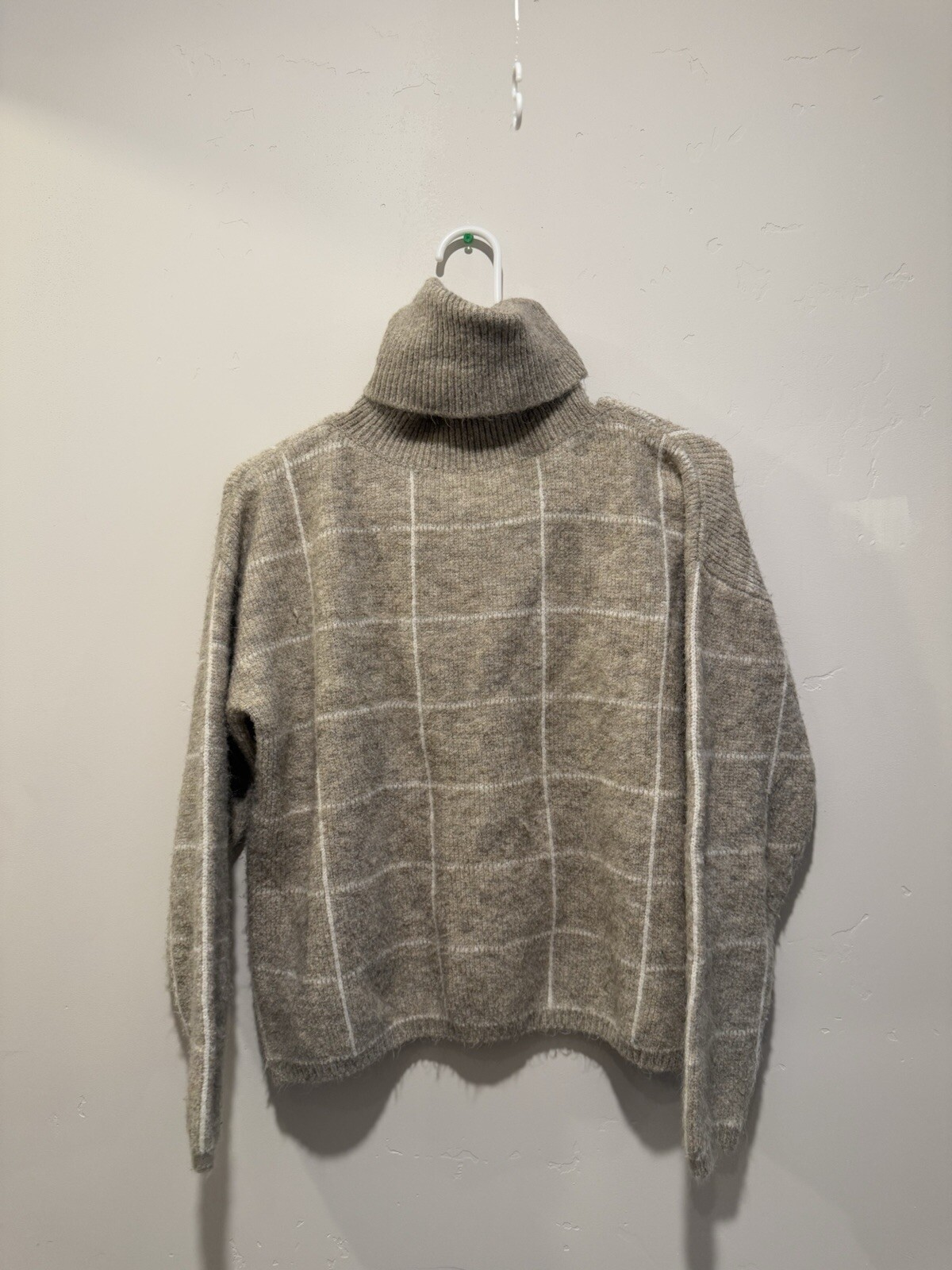 Paper  Crane Turtle Neck Sweater S