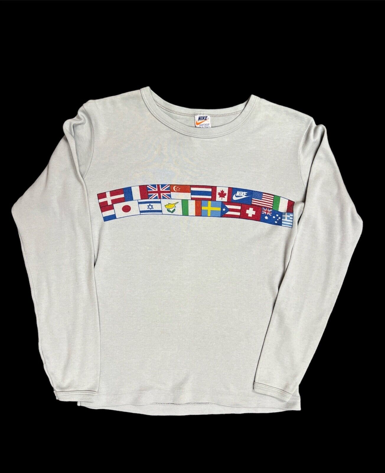 Vintage Nike t shirt 70s long sleeve World Flag g… - image 1