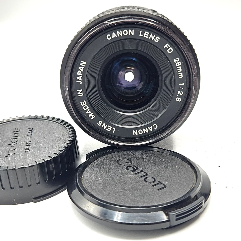 Canon 28mm f/2.8 Wide Angle Lens for Canon NFD New FD SLR Film Camera - Image 2 of 3