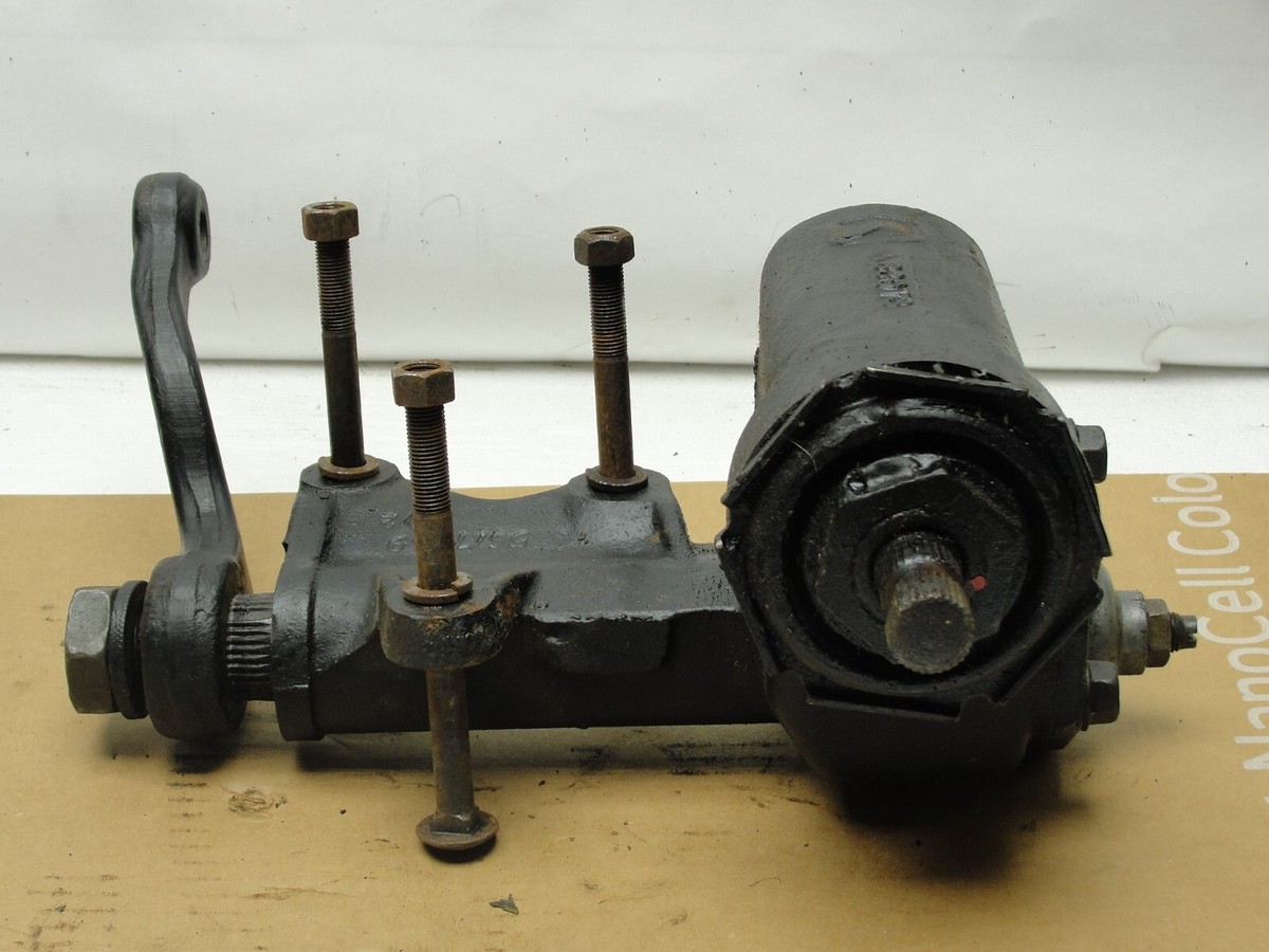 1963-68 Corvette Original Saginaw Steering Gear Box & Pitman Arm